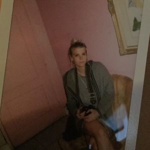 Meet your Posher, Nikki